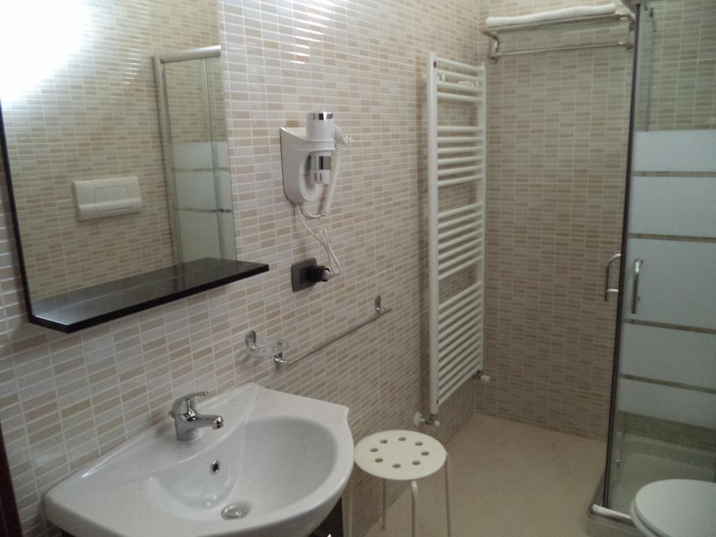 B&B SALento San Cesario di Lecce Habitación foto